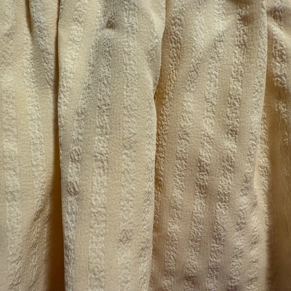 SHEIN Cream Bow Tie Top - Picture 4 of 4
